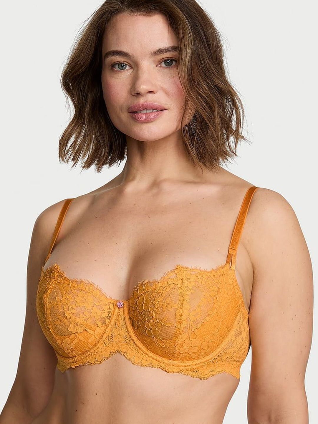 Victoria's Secret Bra Medium Coverage Underwired-picture-20