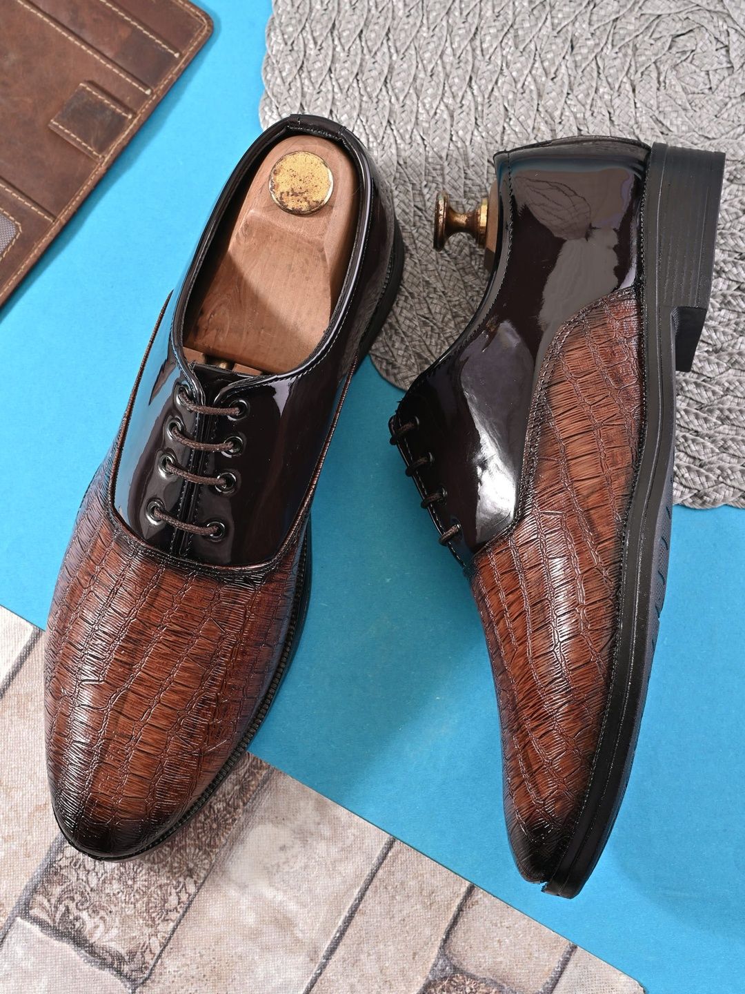 HERE&NOW Men Textured Formal Oxfords-picture-15