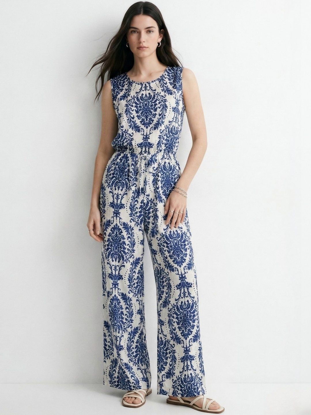 Outzidr Printed Basic Jumpsuit-picture-25