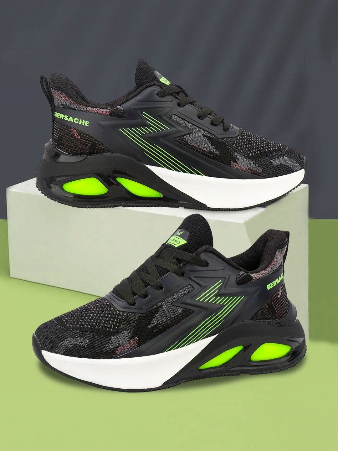 BERSACHE Men Textured Sneakers-picture-39