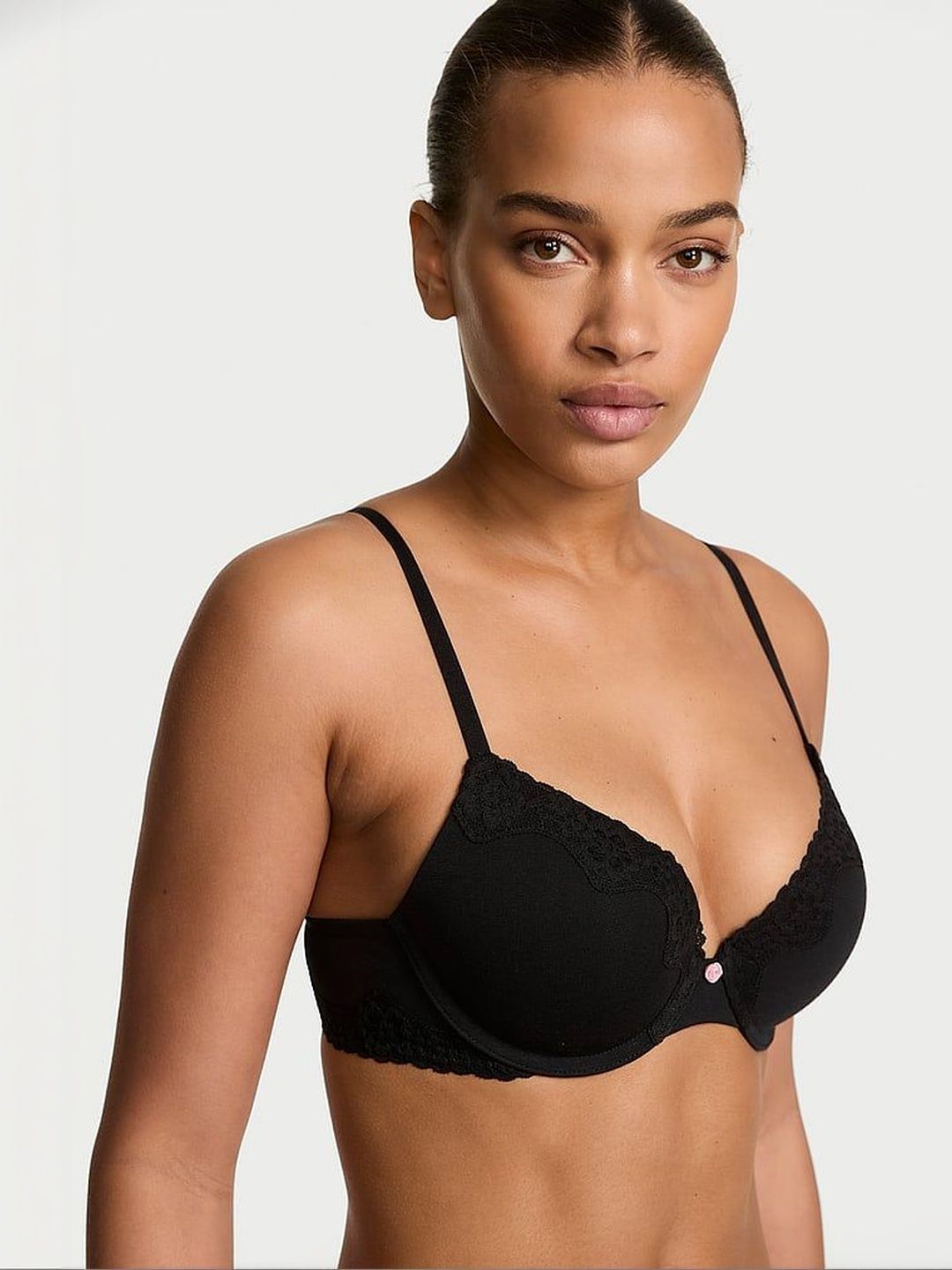 Victoria's Secret Bra Medium Coverage Underwired Heavily Padded-picture-32