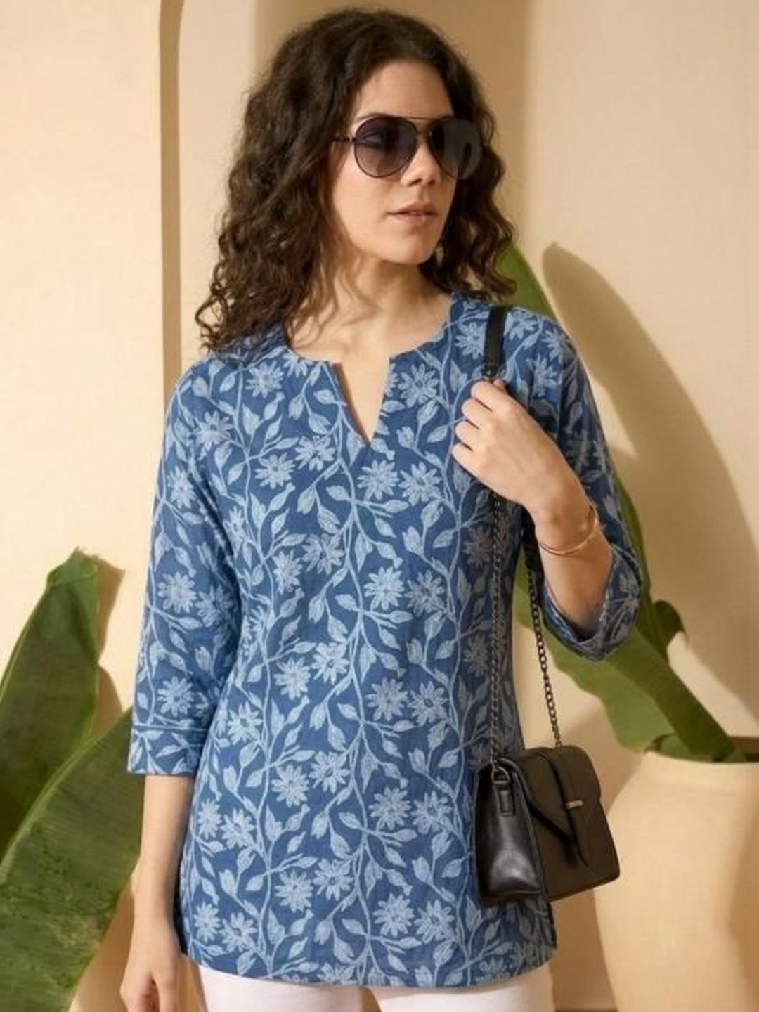Mount Gray Floral Printed V-Neck Pure Cotton Kurti-picture-42