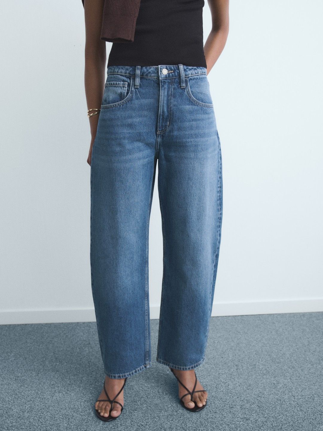 MANGO Women Regular Fit Mid-Rise Light Fade Pure Cotton Jeans-image-42