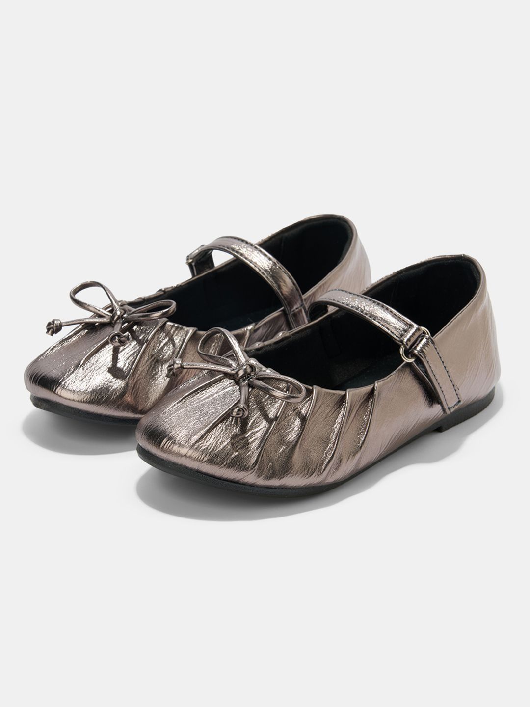 Pantaloons Junior Girls Textured Bows Flats-picture-11