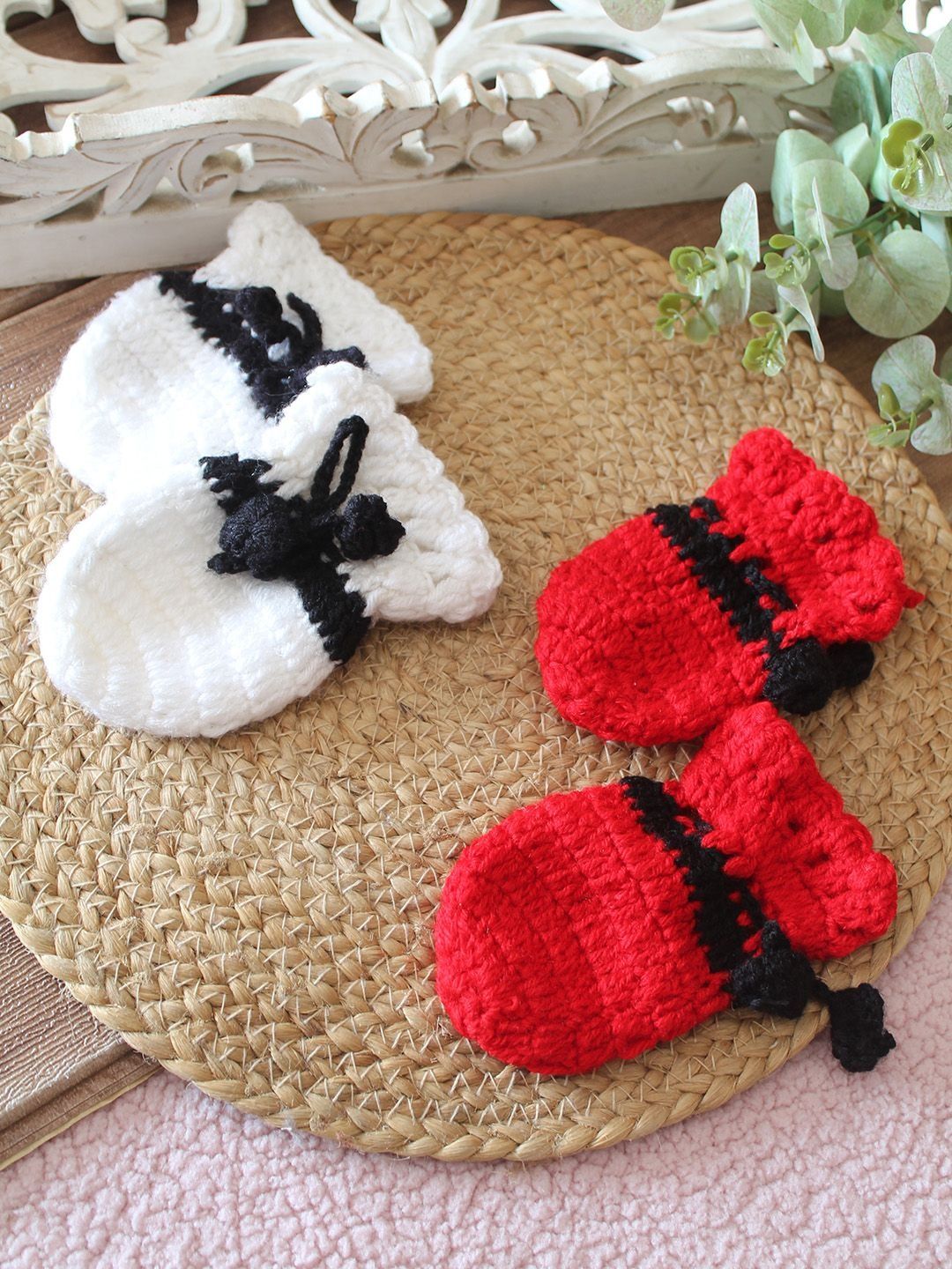 Woonie Pack Of 2 Self-Design Mittens-picture-17