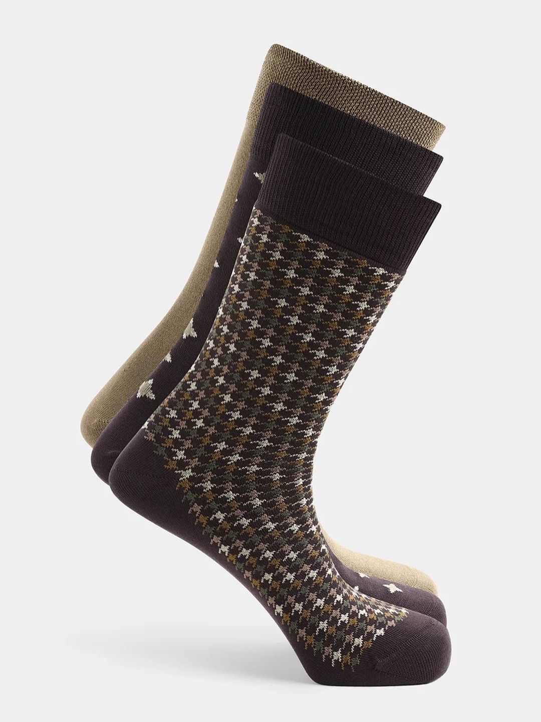 Blackberrys Men Pack of 3 Cotton Assorted Patterned Calf Length Socks-image-24