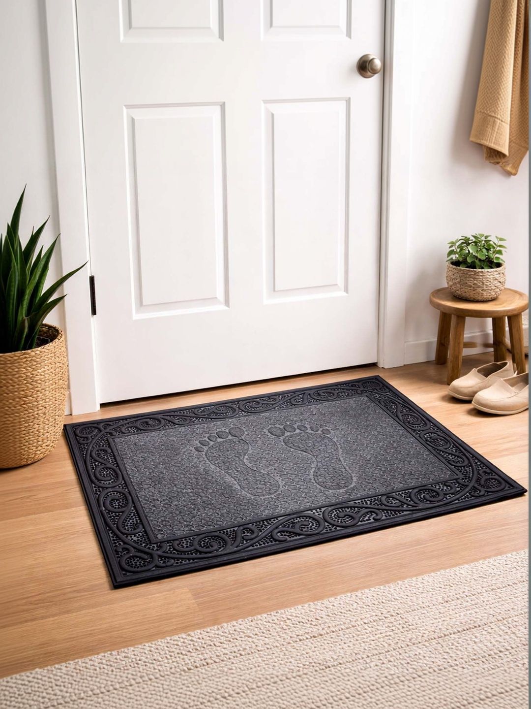 Go Hooked Grey & Black Anti-Slip Rubber Door Mat-image-24