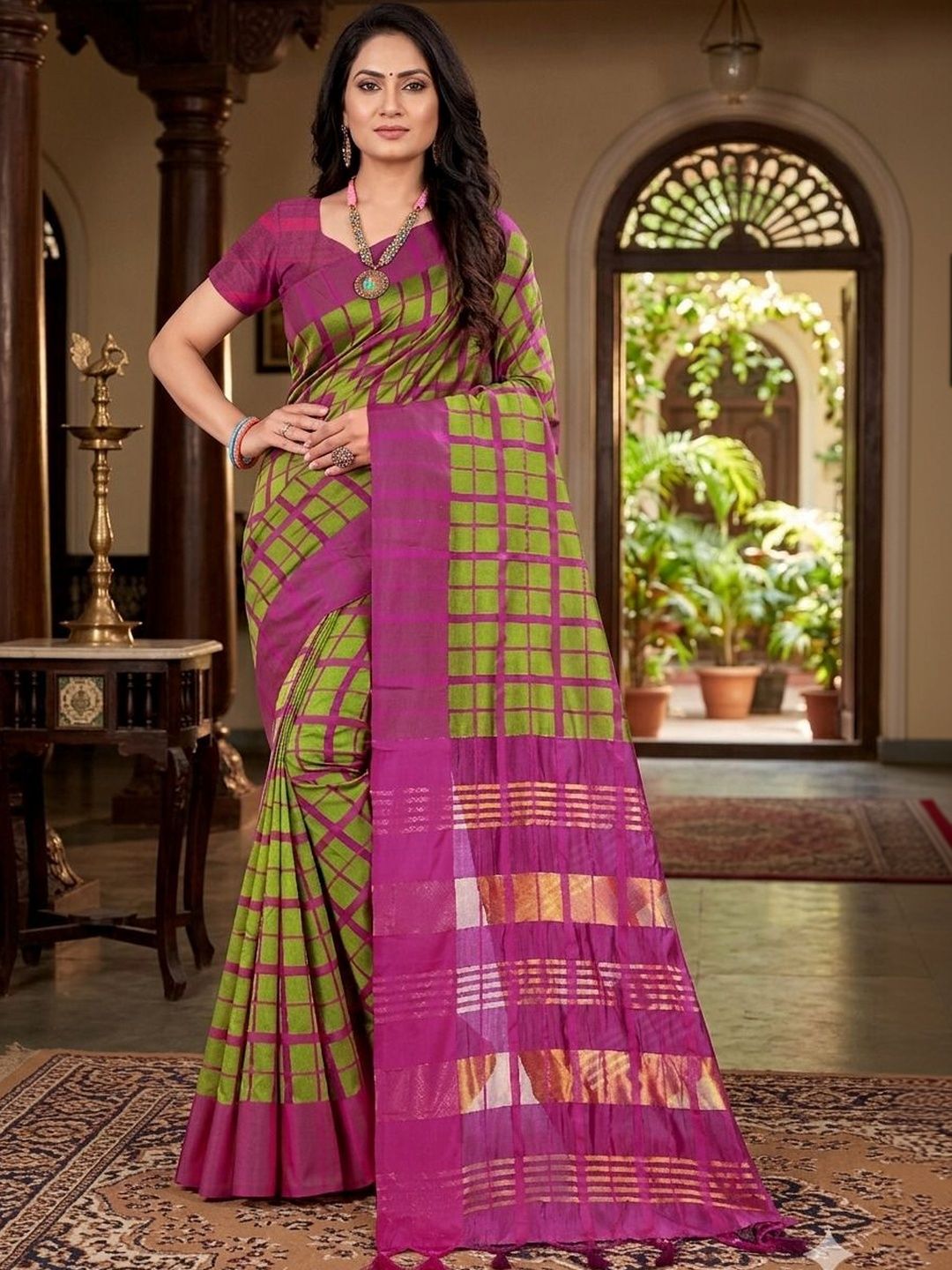 MENFLUENT Checked Silk Cotton Uppada Saree-picture-11