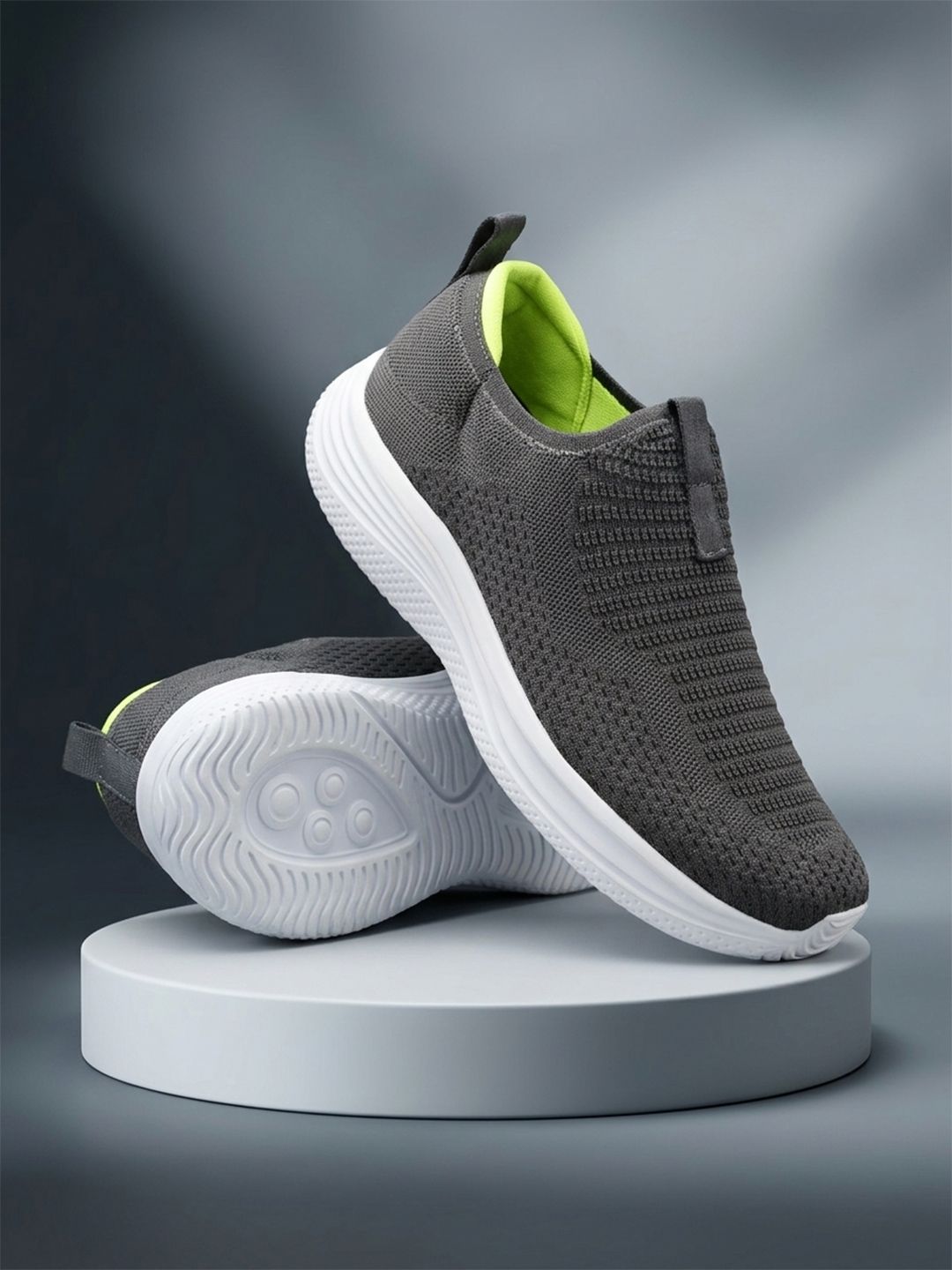HRX by Hrithik Roshan Men Mesh Training or Gym Non-Marking Shoes-picture-13