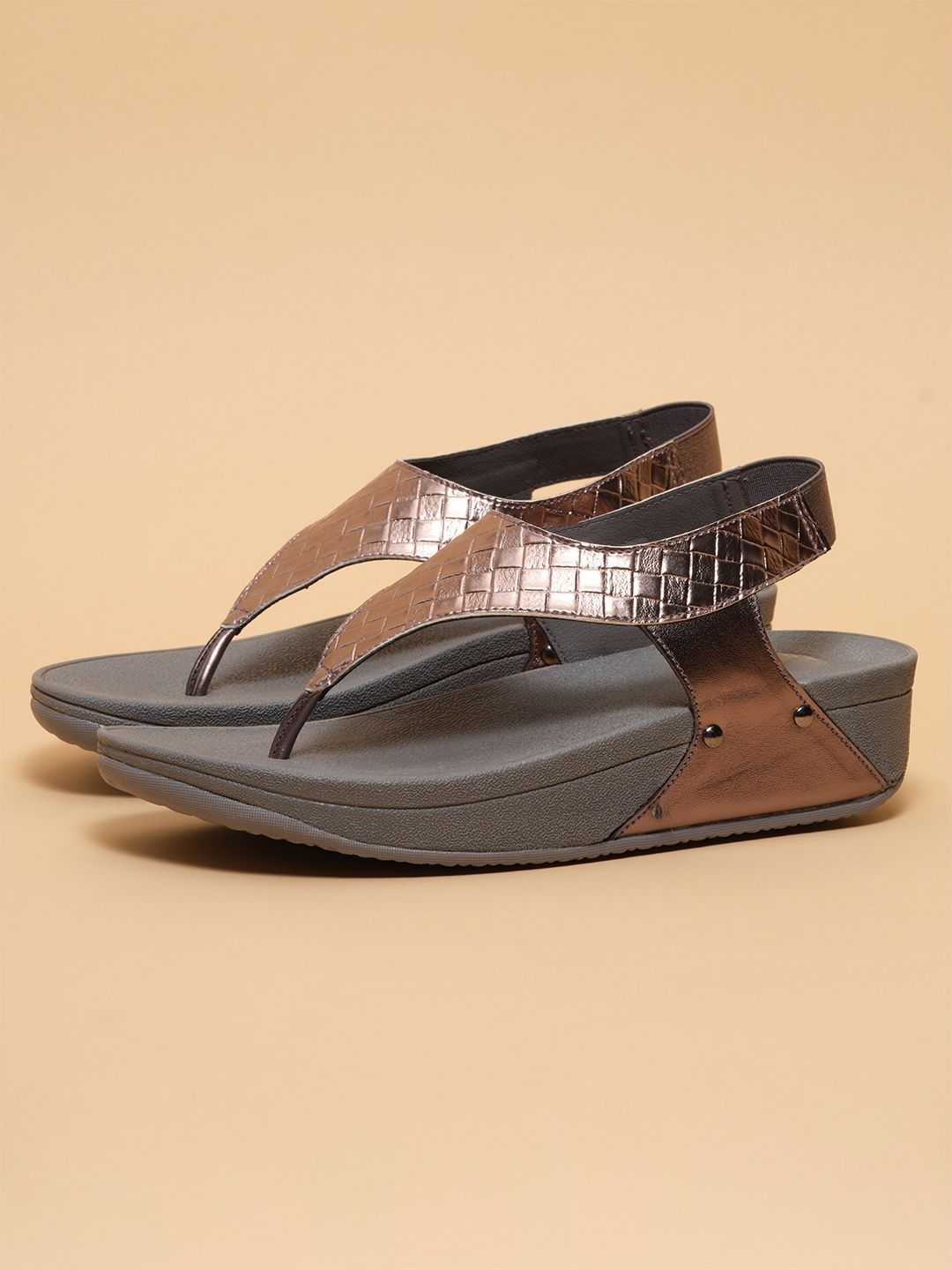 ERIDANI Textured Wedge Sandals-picture-6