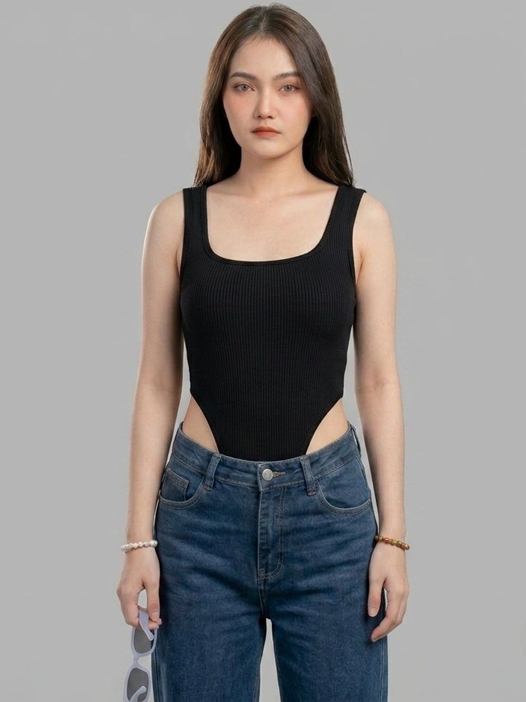 ZEROZABAR Round Neck Bodysuit-picture-24