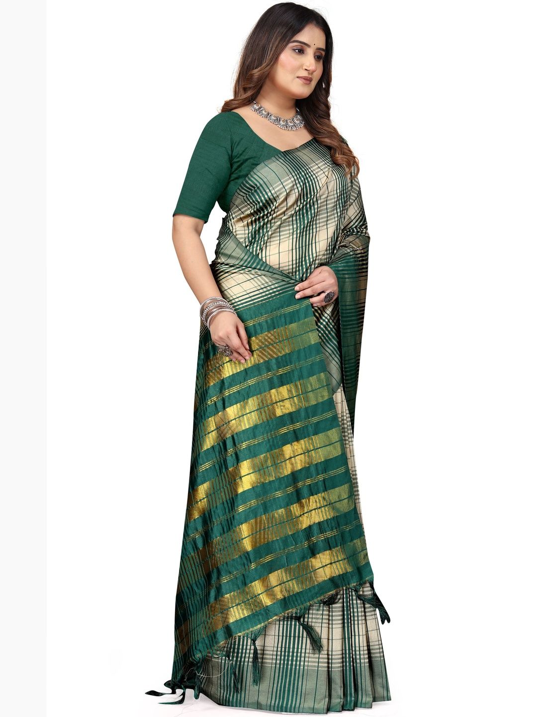 MENFLUENT Checked Silk Cotton Handloom Uppada Saree-picture-18