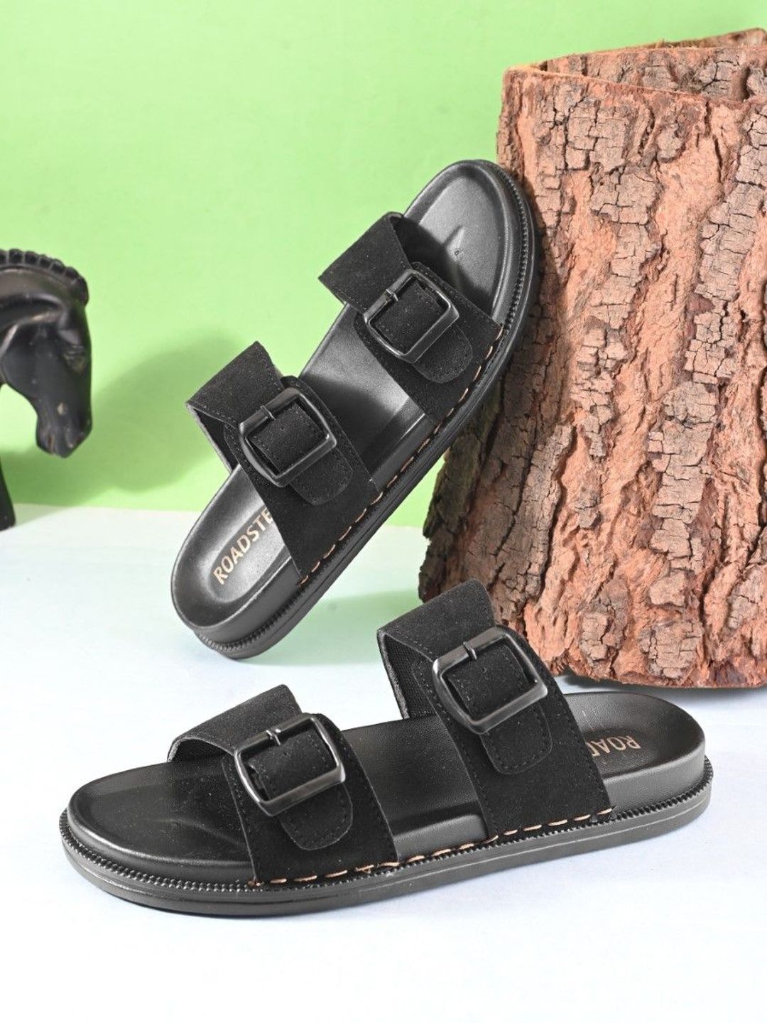 The Roadster Lifestyle Co Men Synthetic Buckle Comfort Sandals-picture-41