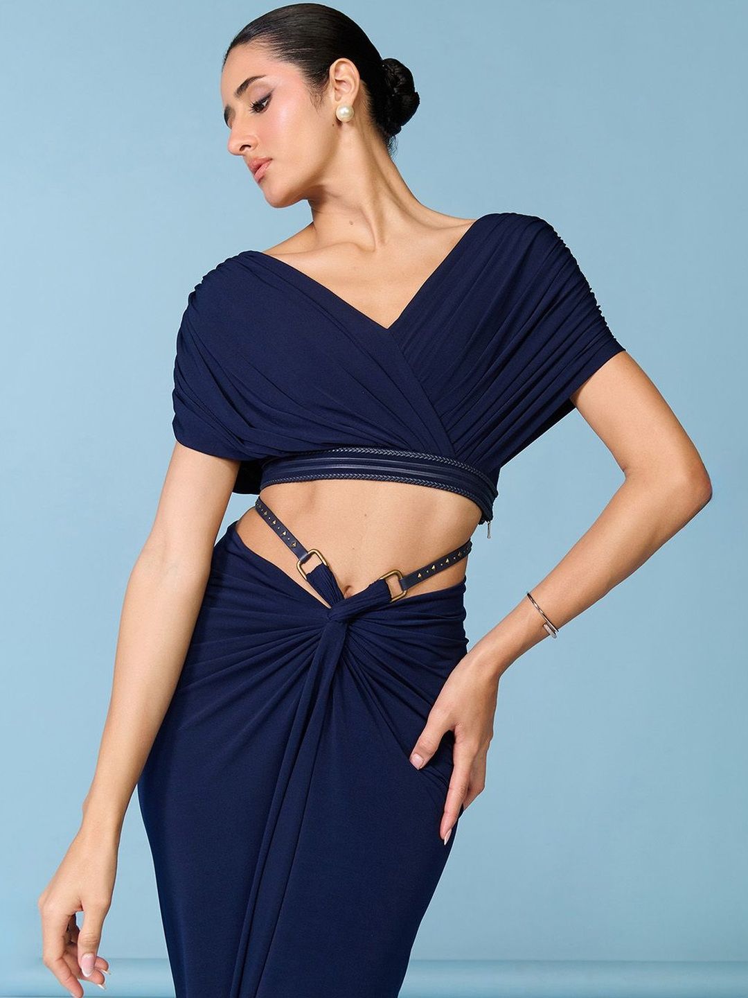 S&N by Shantnu Nikhil Crepe Wrap Crop Top-picture-24