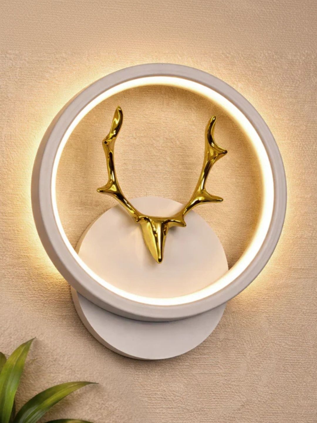 Stello White & White Metal Contemporary Abstract Shaped Shaped Wall Lamp-picture-35