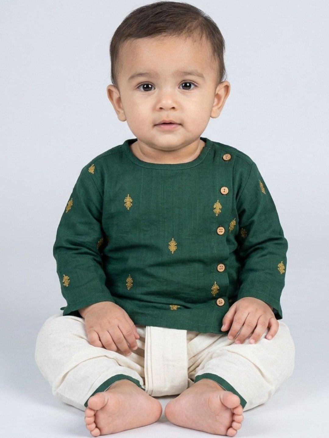 Biglilpeople Boys Ethnic Motifs Embroidered Angrakha Thread Work Pure Cotton Kurta with Dhoti Pants-picture-22