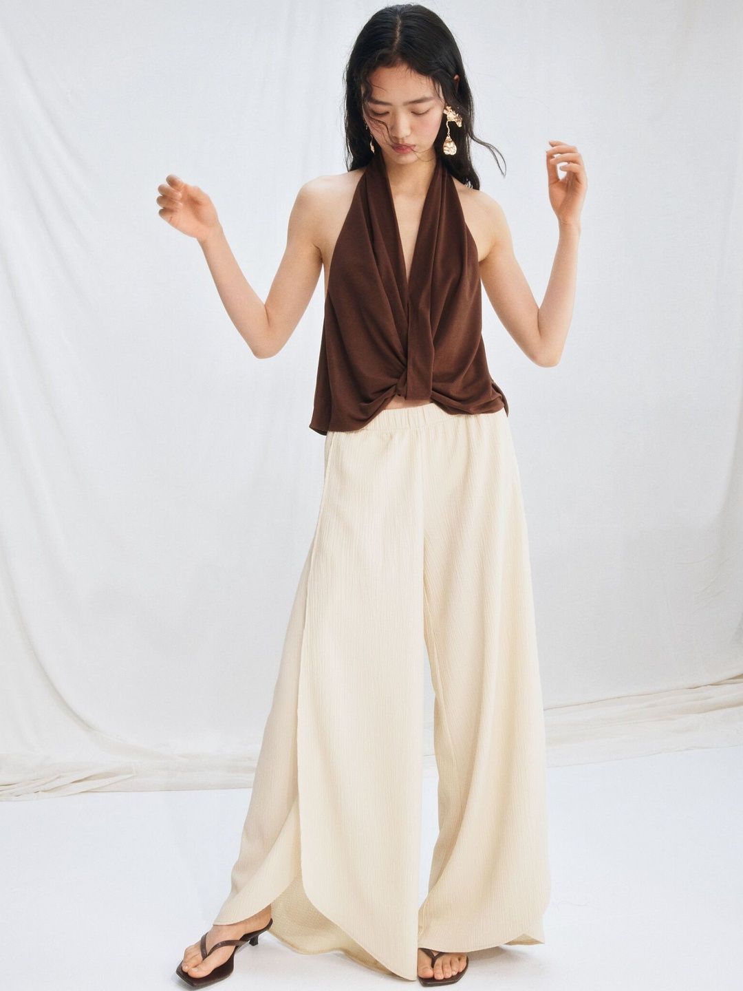H&M Twist-Detail Halterneck Top-picture-40