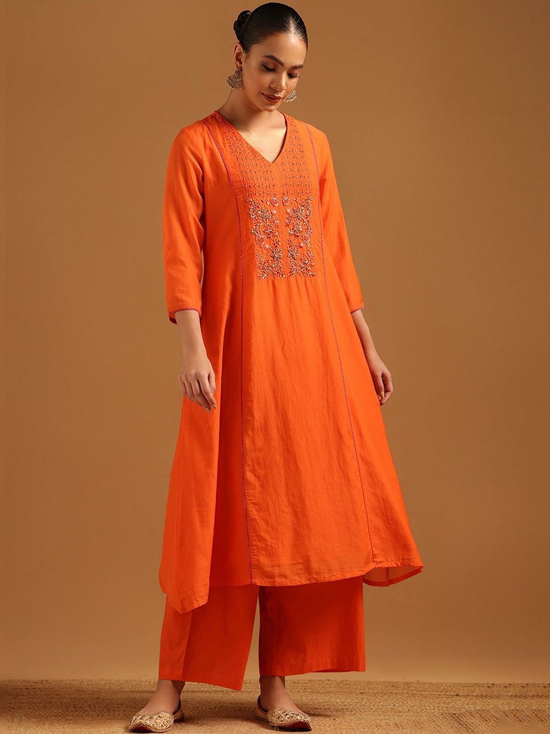 Soch Women Floral Embroidered Regular Thread Work Chanderi Cotton Kurta with Trousers-picture-25
