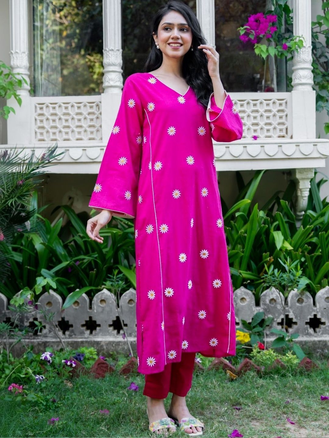HOUSE OF JAMOTI Women Embroidered Regular Pure Cotton Kurta with Trousers-picture-13