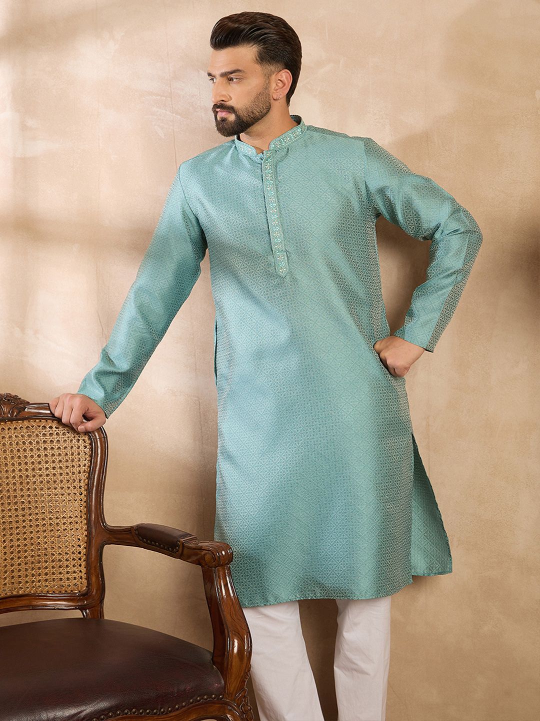 House of Pataudi Embroidered Mandarin Collar Kurta-picture-46