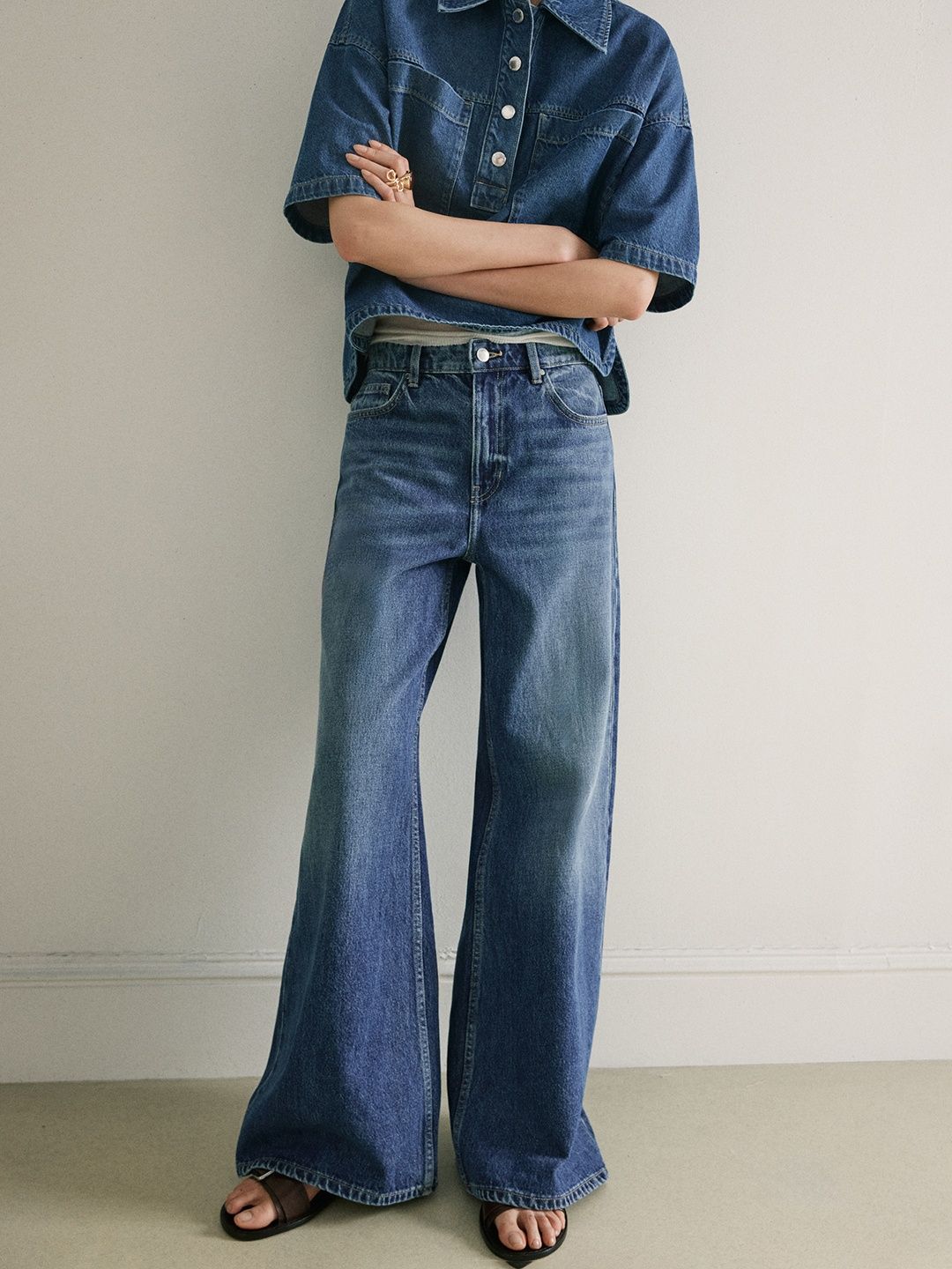 MANGO Women Wide Leg Mid-Rise Light Fade Pure Cotton Jeans-image-37