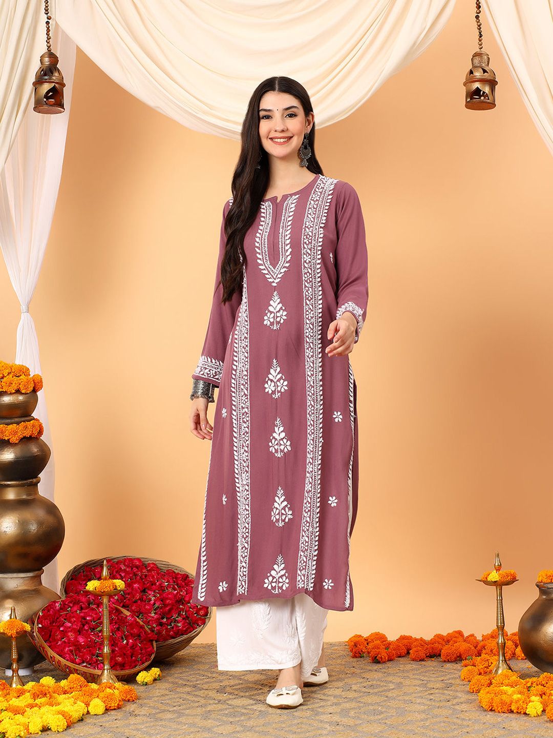 GoSriKi Ethnic Motifs Embroidered Chikankari Chikankari Kurti-picture-41
