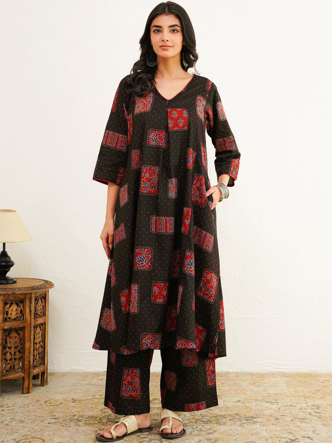 GOODHAND Women Floral Printed Regular Pure Cotton Kurta with Palazzos-picture-26