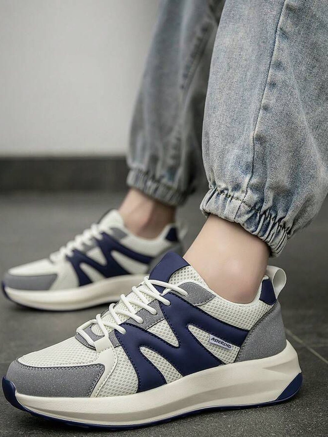ASTEROID Men Colourblocked Sneakers-picture-24