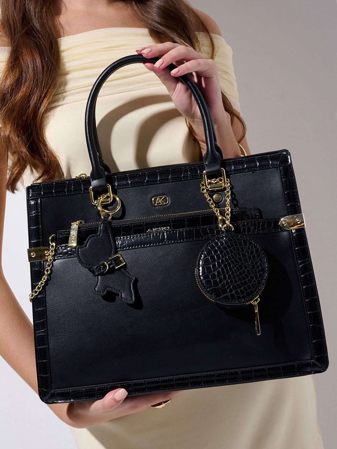Akiki London Textured Leather Structured Handheld Bag-picture-45