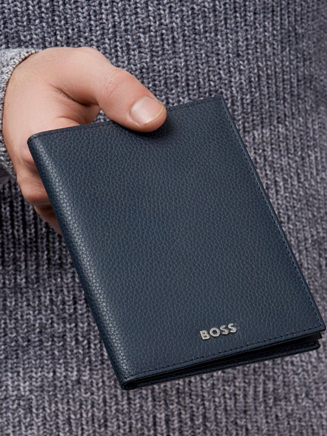 Hugo Boss Men Leather Passport Holder-picture-24