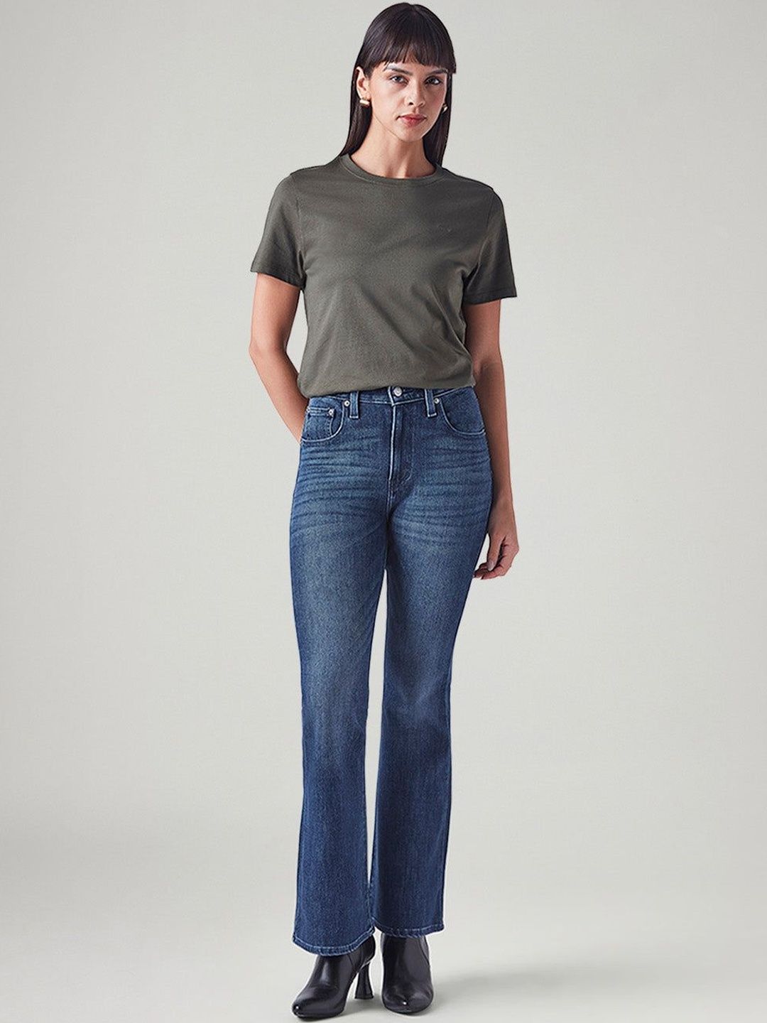 Levis Women Classic Flared High-Rise Light Fade Stretchable Jeans-picture-17