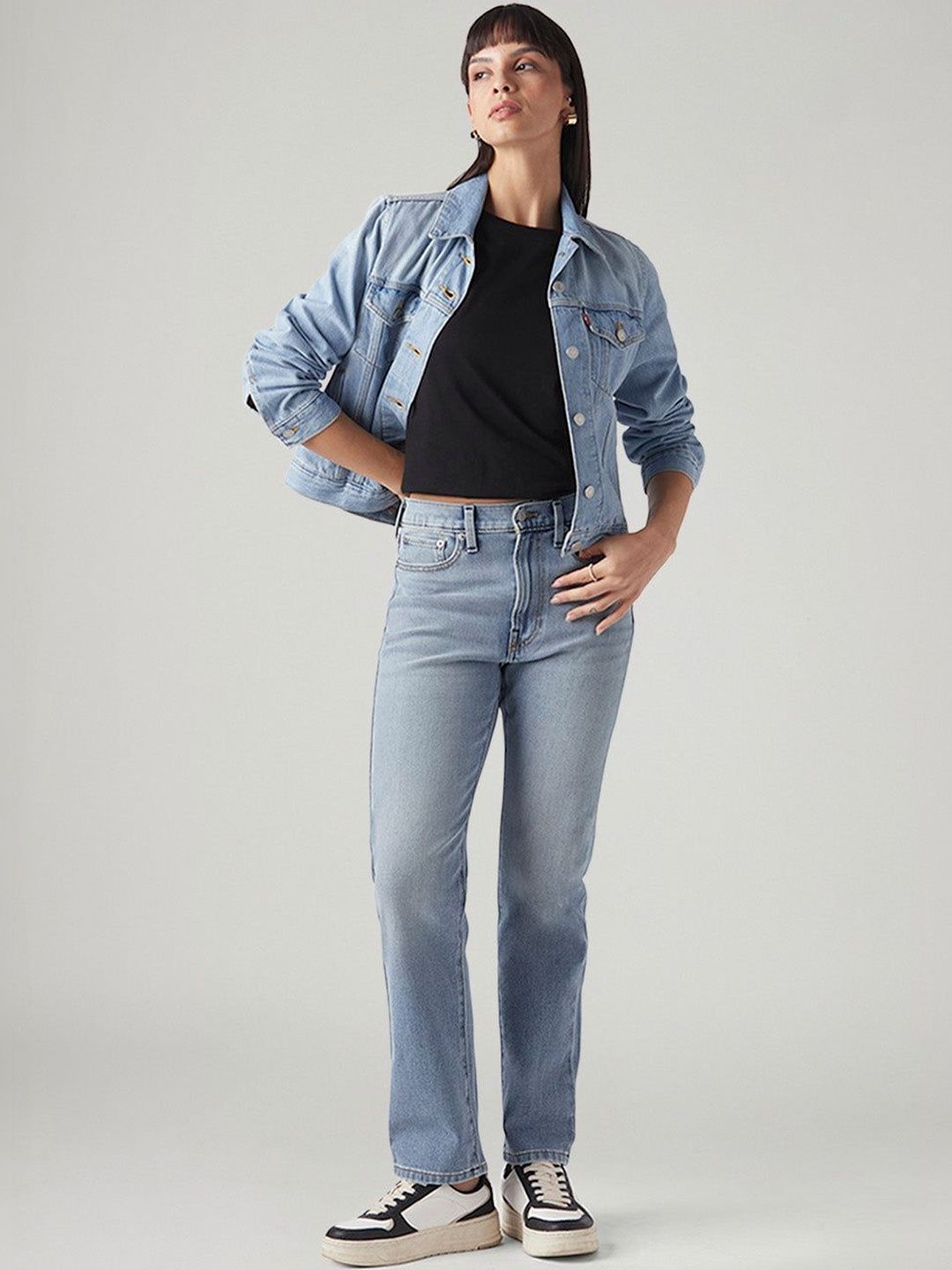Levis Women Classic Straight Fit High-Rise Light Fade Stretchable Jeans-image-26