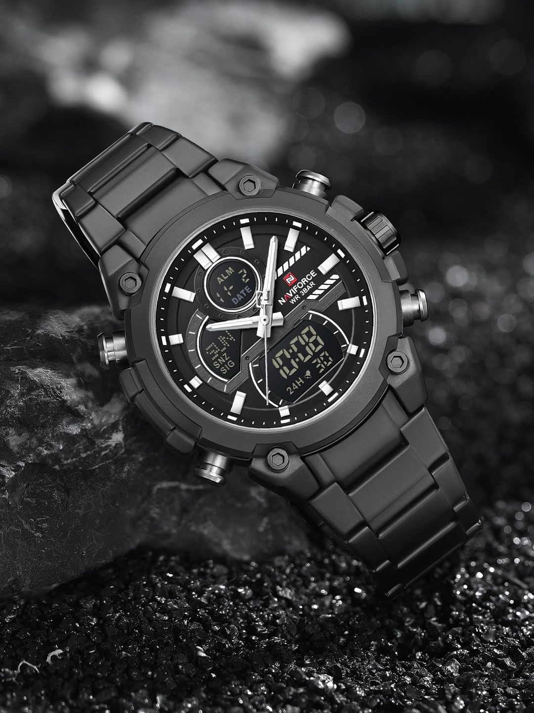 Naviforce Men Dial & Stainless Steel Bracelet Style Straps Analogue and Digital Date Aperture Watch NF9278-image-47