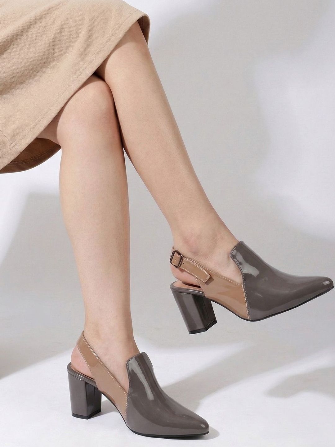SELFIEE Colourblocked Block Mules with Buckles-picture-56