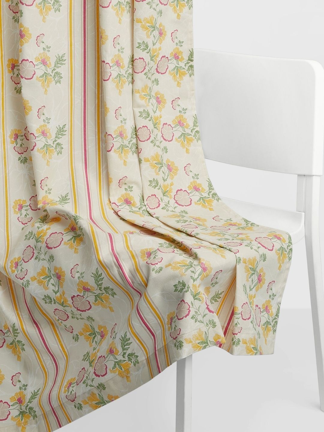 haus & kinder Multicoloured Set of 2 Floral Room Darkening Window-picture-1