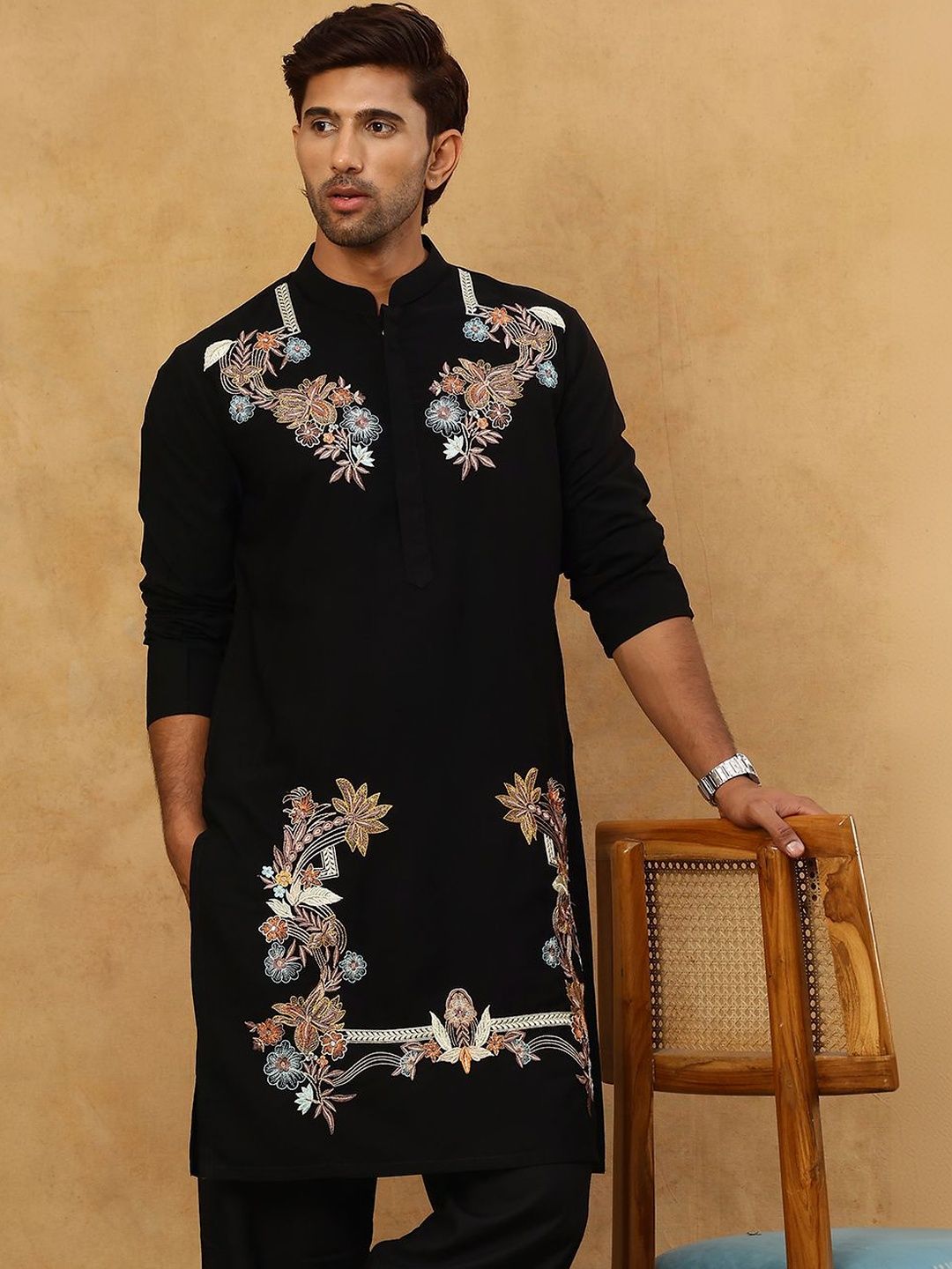 Jompers Men Floral Embroidered Chikankari Kurta-picture-36
