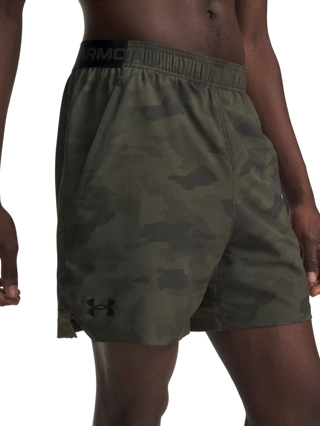 UNDER ARMOUR Vanish Woven Printed 6" Shorts-image-5
