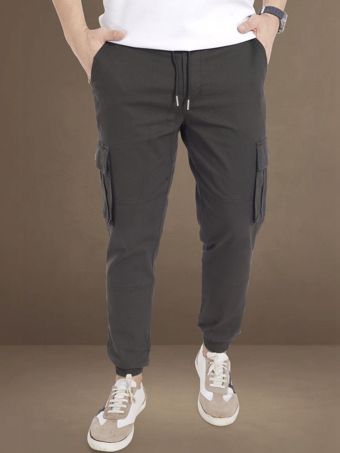 R.Code by The Roadster Life Co. Men Relaxed Straight Leg Easy Wash Cargos Trousers-picture-19