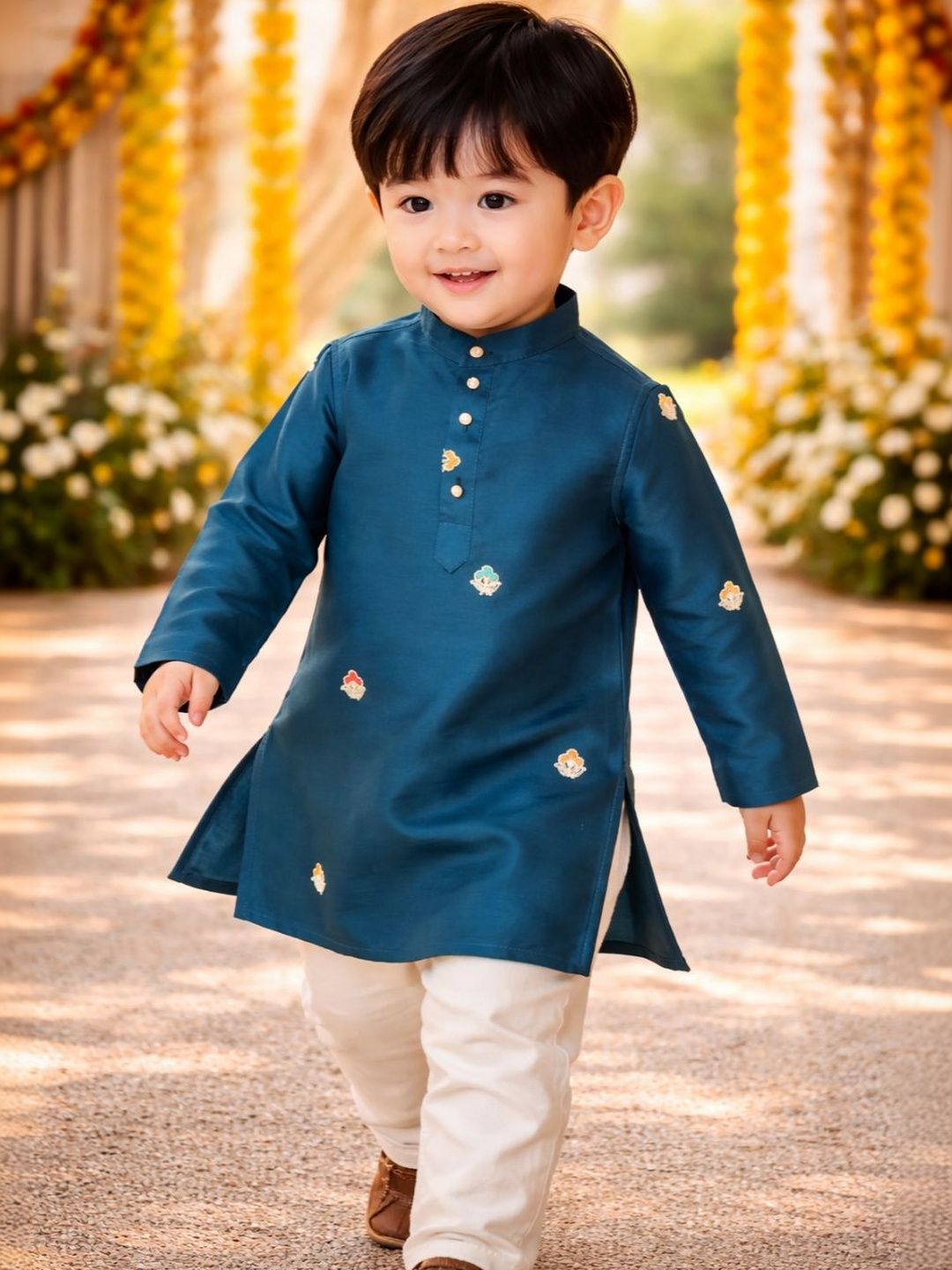 KASMEN CO. Boys Ethnic Motifs Embroidered Regular Chikankari Pure Cotton Kurta with Pyjamas-picture-51