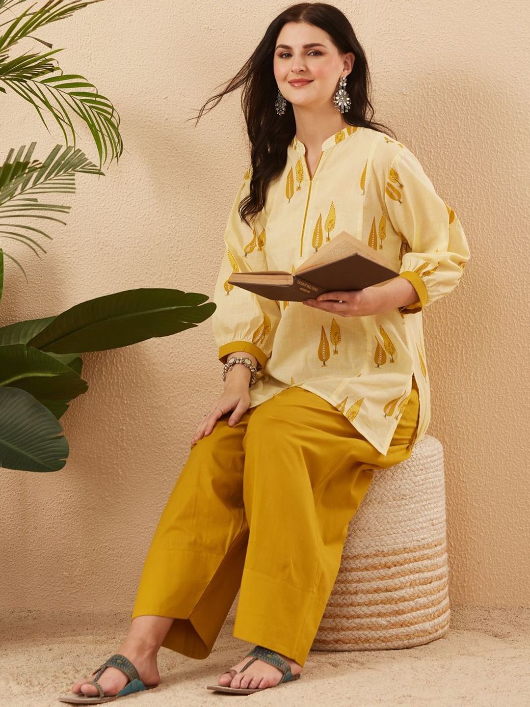 MOKOSH Women Cotton Floral Printed Short Kurta And Farsi Pant Set-picture-13