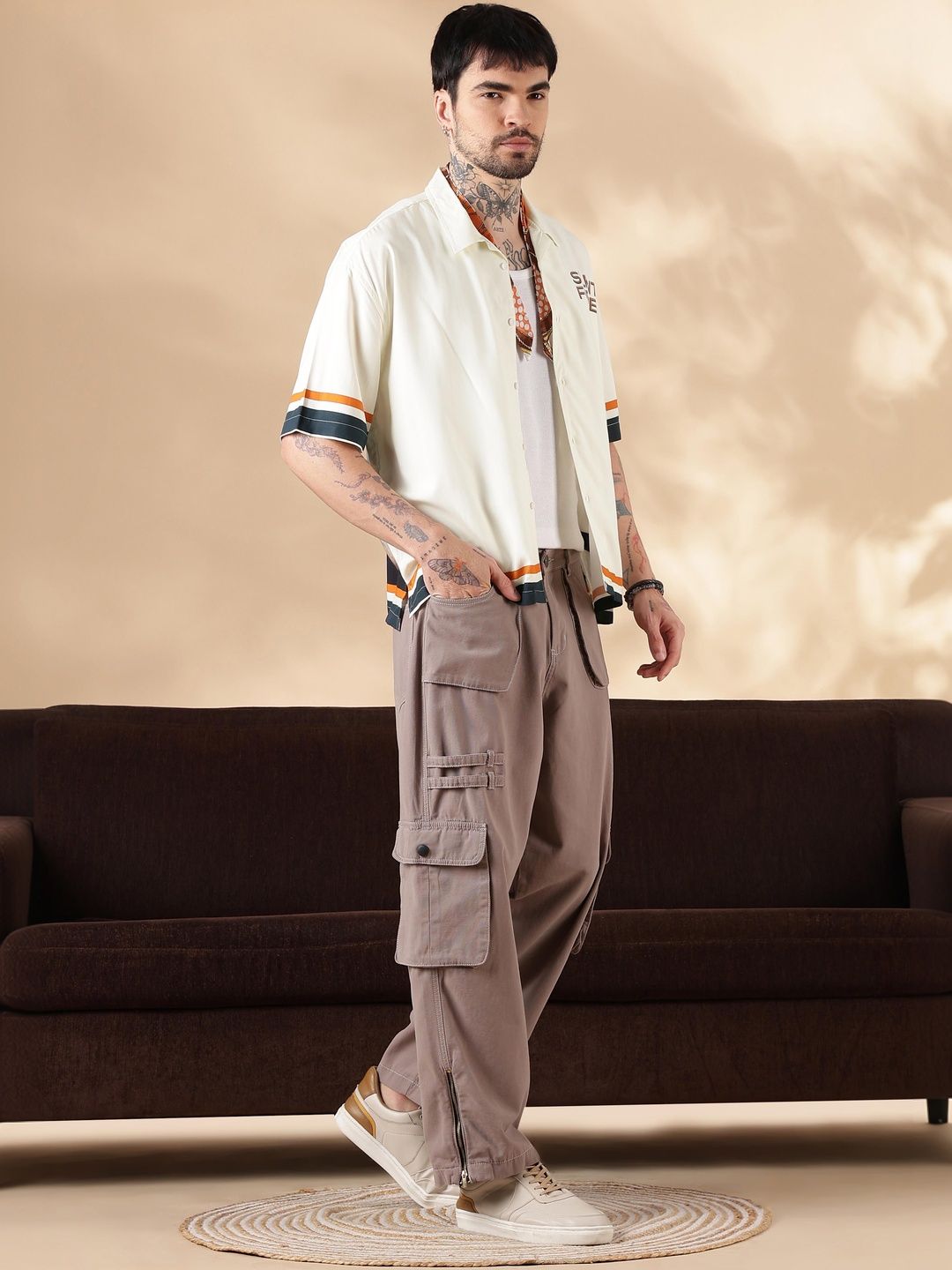 Eszett Men Easy Wash Cargos Trousers-picture-48