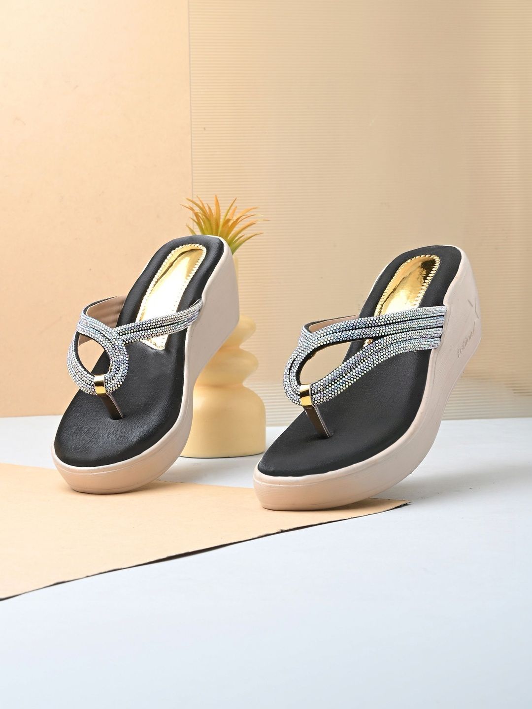 CORSICA Heels-picture-12