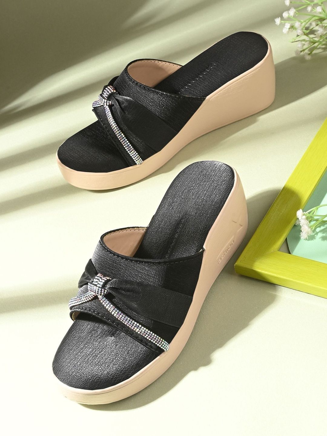 CORSICA Heels-picture-12