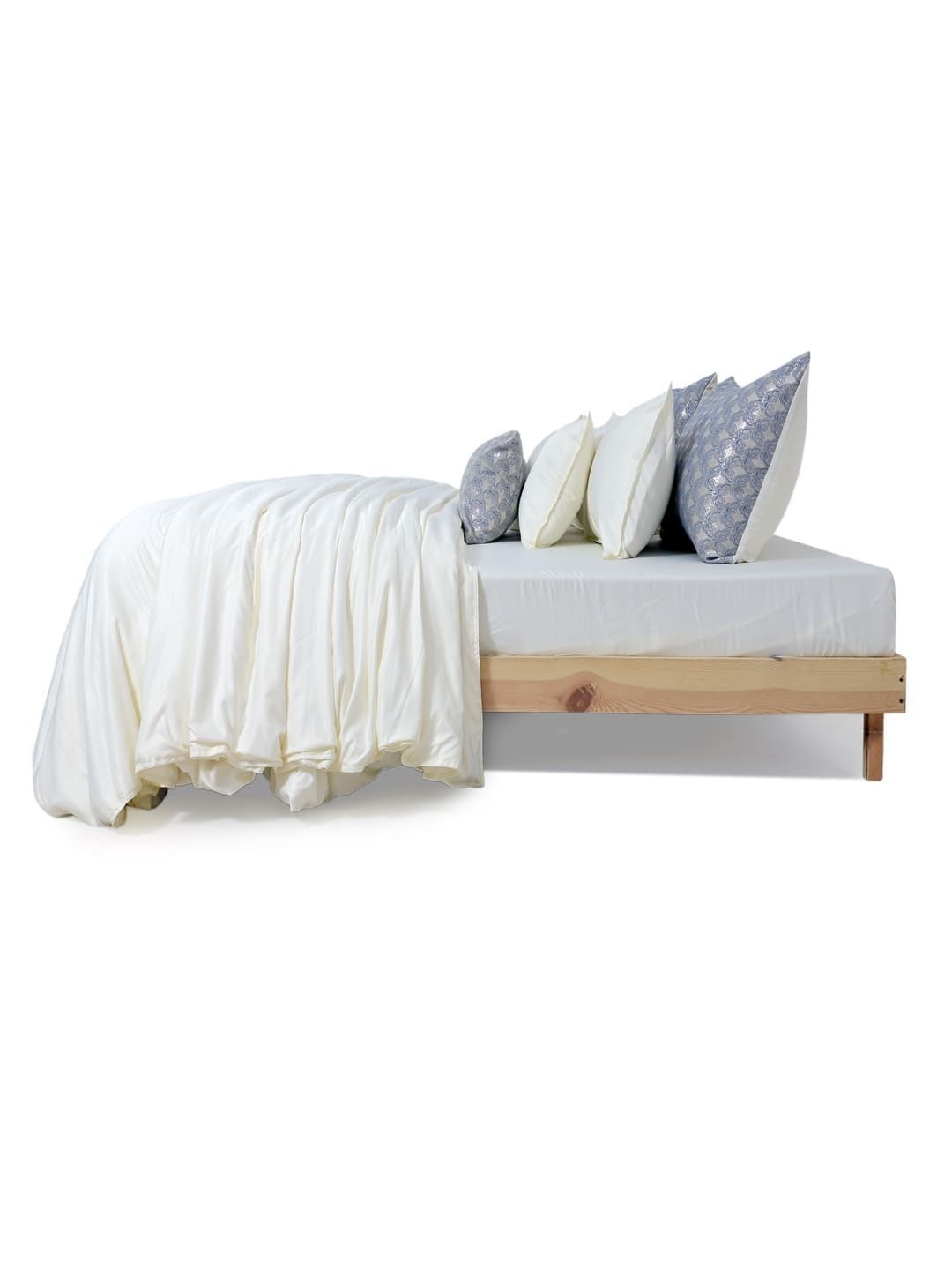 Zarf Cream-Coloured & Off White Solid Cotton 7 Piece Single Superfine Bedding Set-image-40