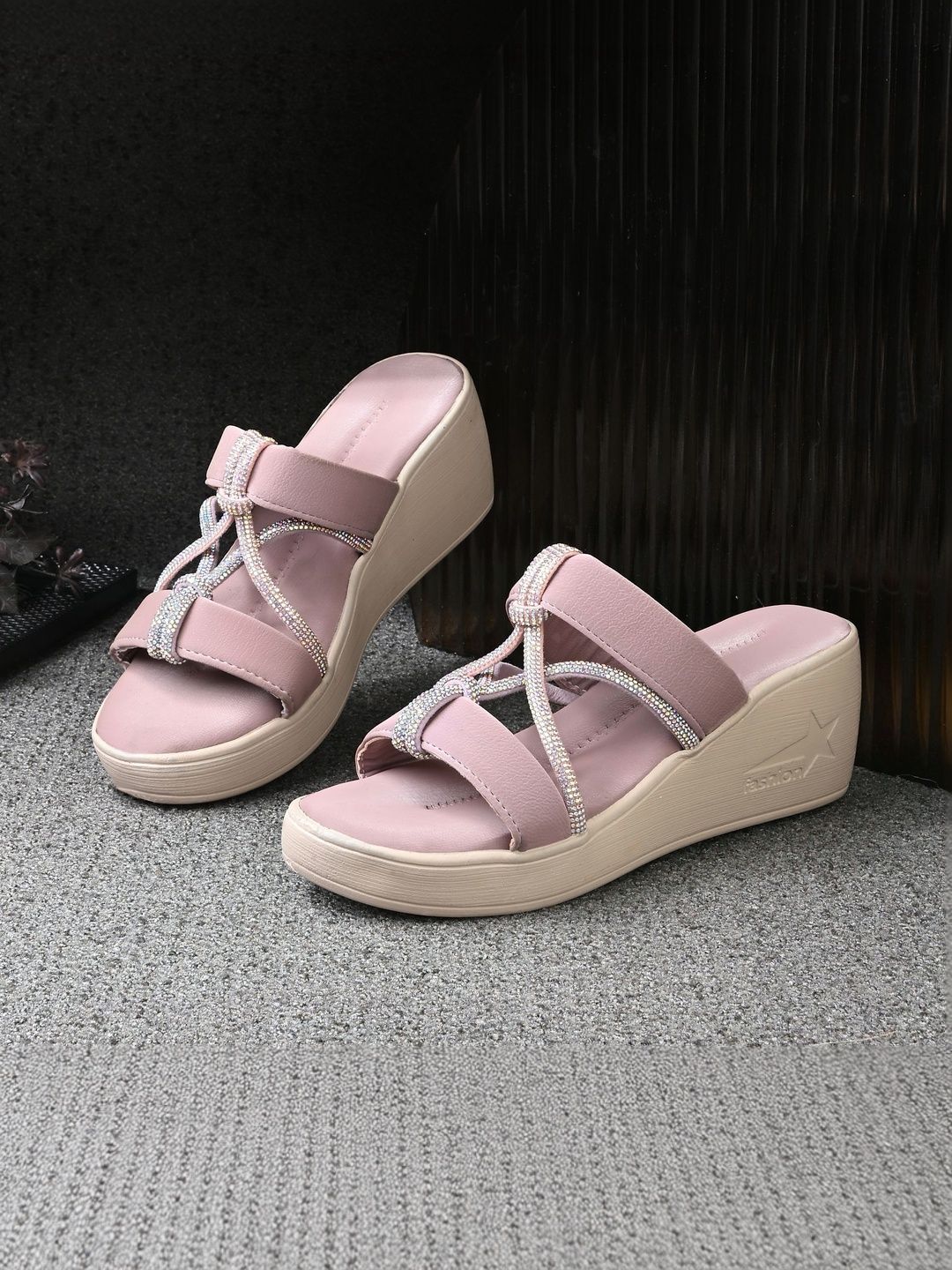 CORSICA Heels-picture-23