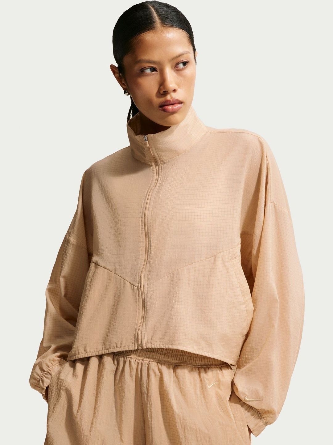 Nike Sportswear Women's Oversized Lightweight Ripstop Jacket-picture-44