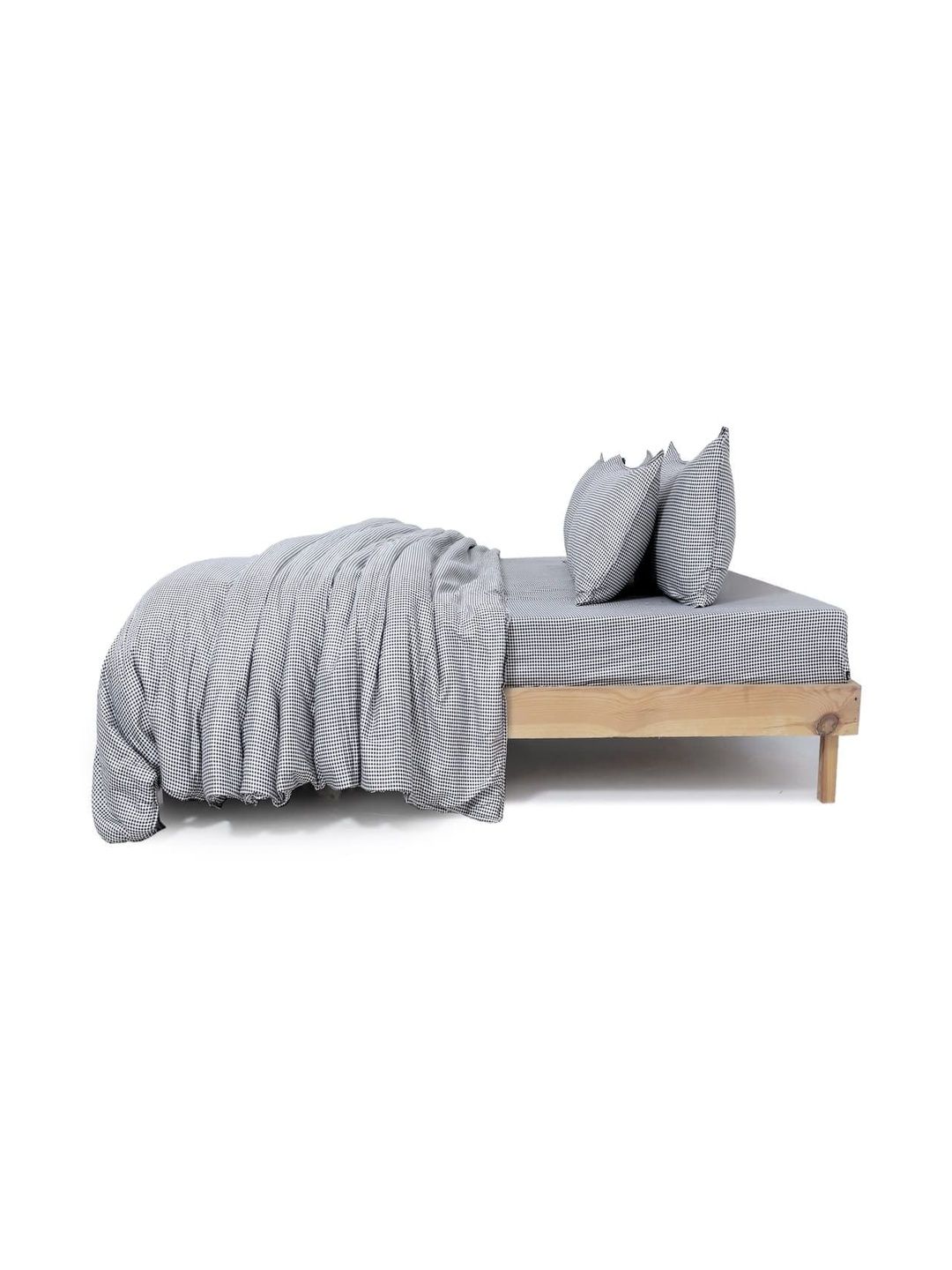 Zarf Black & Cream-Coloured Checked AC Room 400 GSM Comforter-image-15