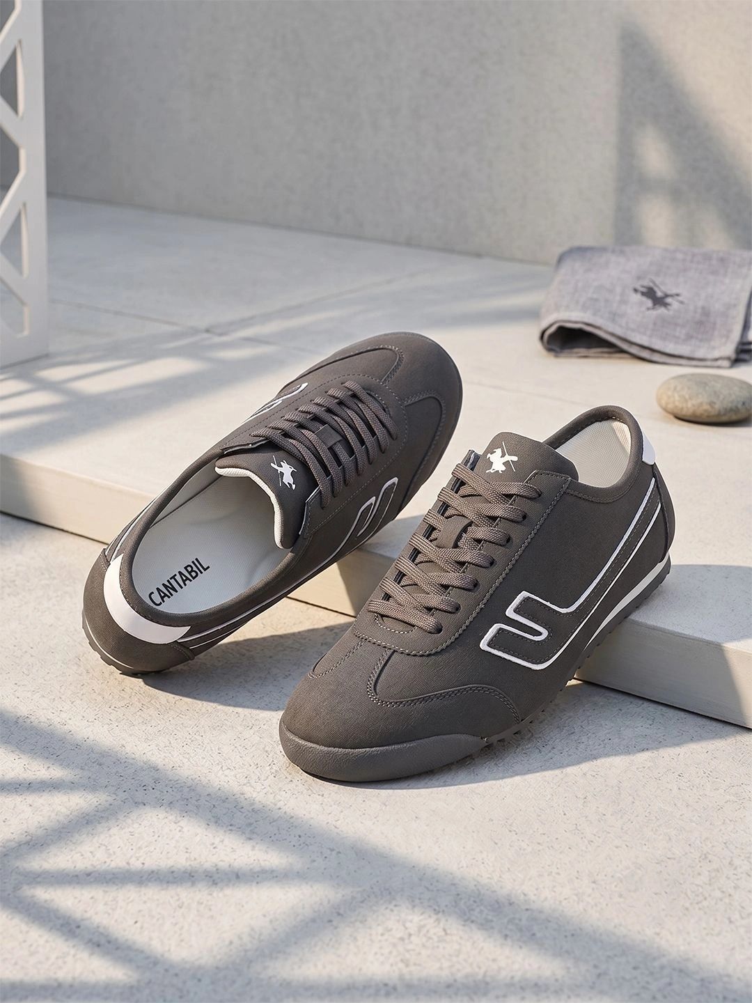 Cantabil Men Colourblocked PU Sneakers-picture-31