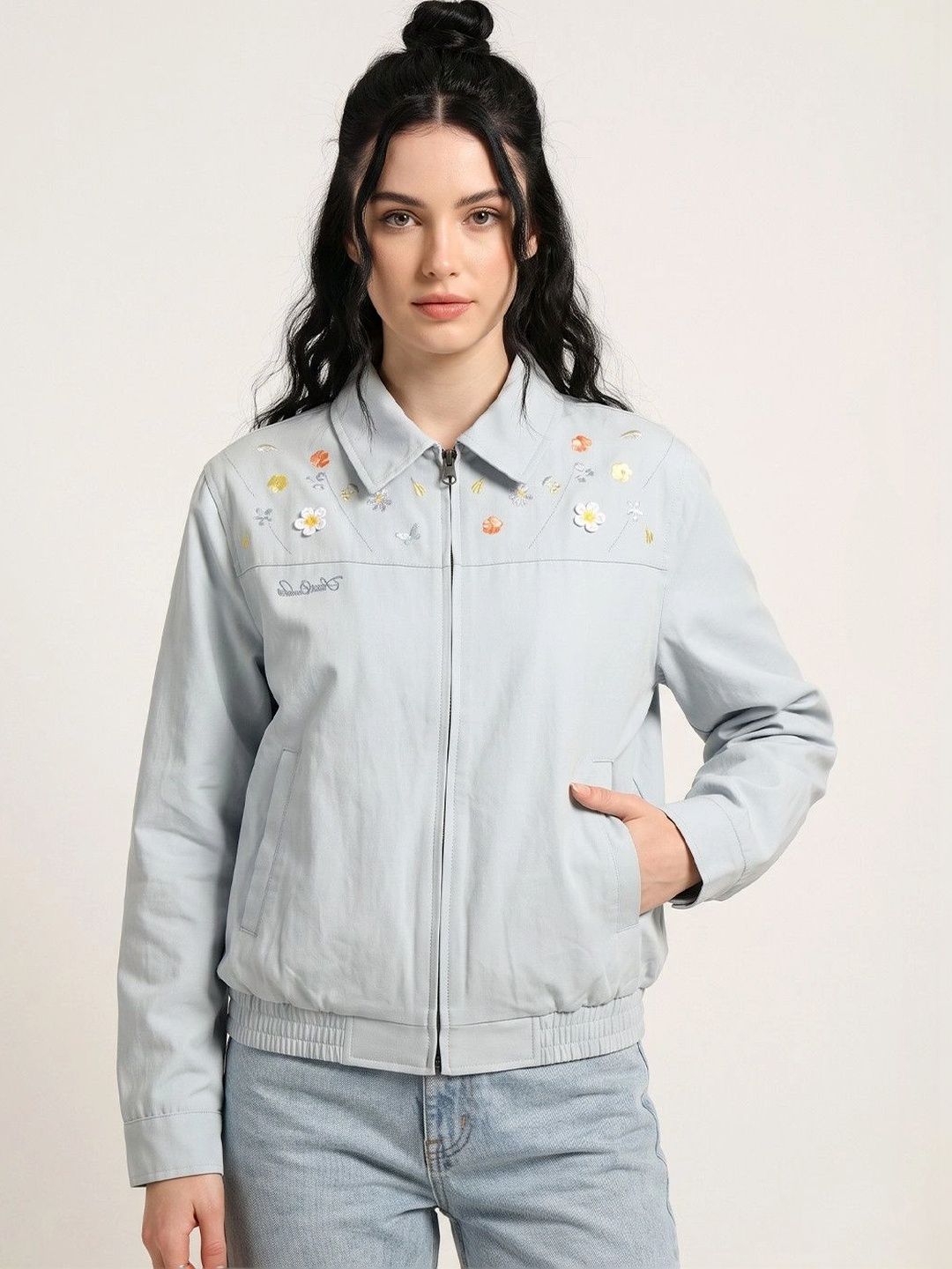 Suo Women Floral Bomber with Embroidered Jacket-picture-17