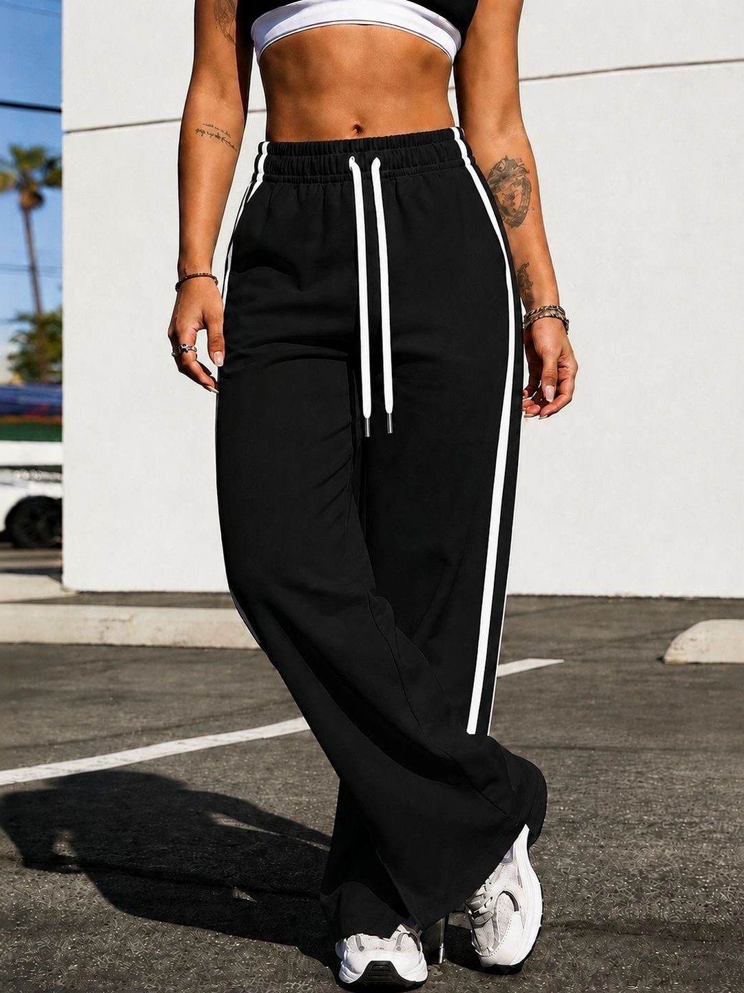 LERIYA FASHION Women Striped Tailored High-Rise Trousers-picture-39